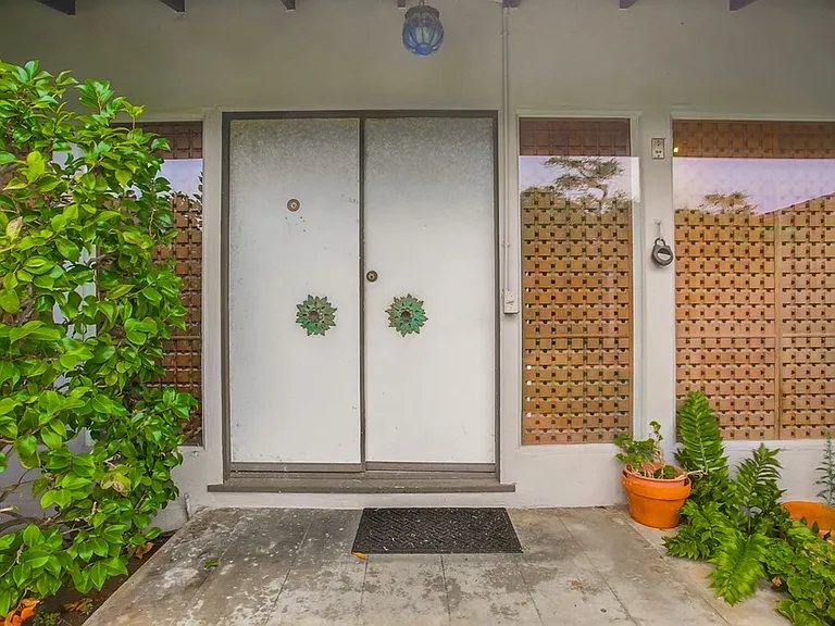 8302 Prestwick Dr — Photo 17