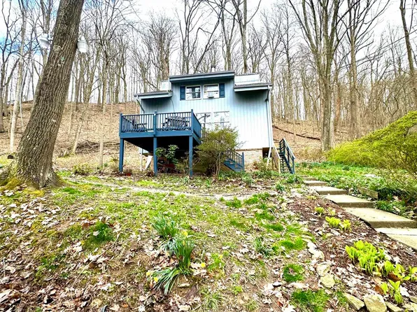 612 Katy Rd, Fairmont, WV 26554