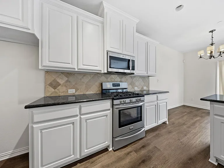 2245 Caniesto St — Photo 7
