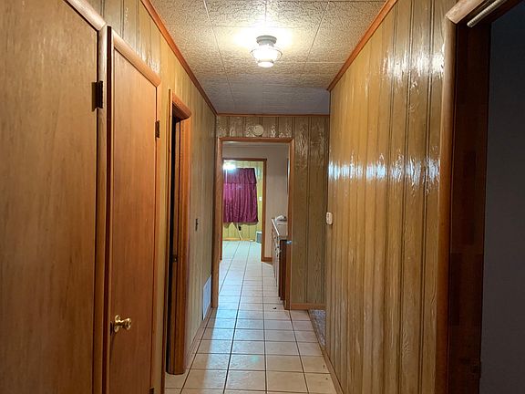 3rd image of 537 Starbird St
