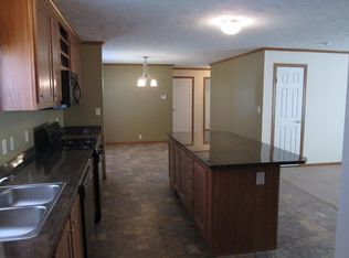 9273 Fairview Dr, Northville, MI 48167