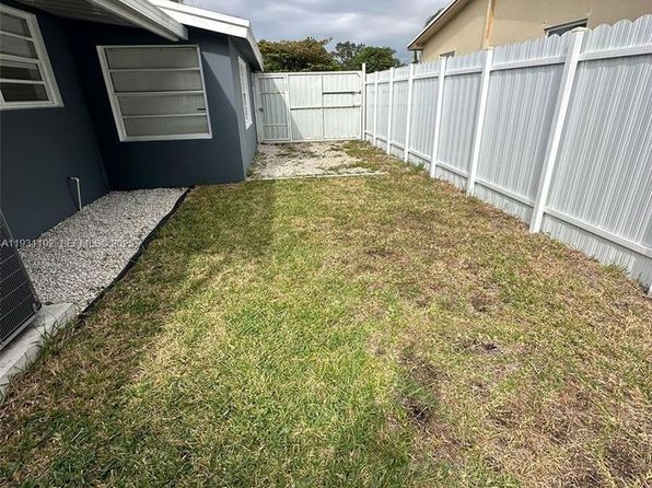 740 NW 178th Ter #740