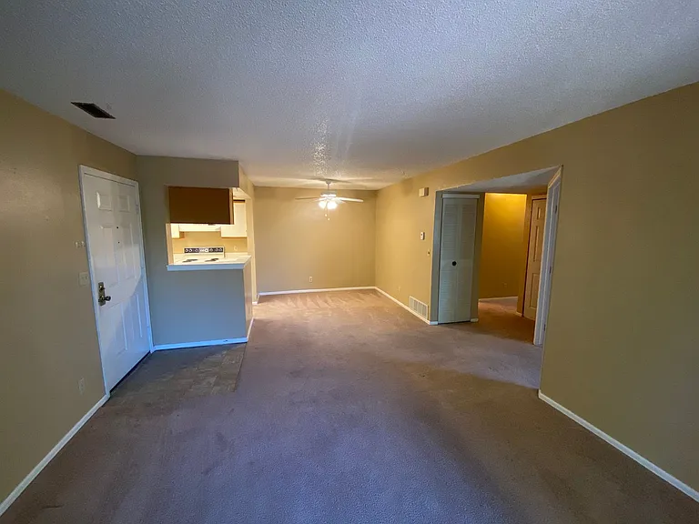 842 Tenderfoot Hill Rd #101 — Photo 3