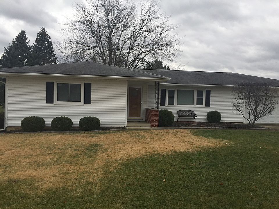 1st image of 145 Hillcrest Dr