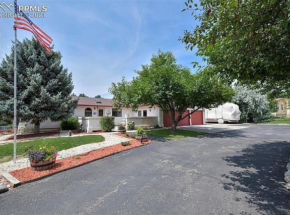2nd image of 4670 Diamond Dr