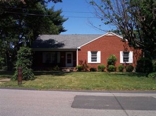 2047 Chase Ave, Waynesboro, VA 22980