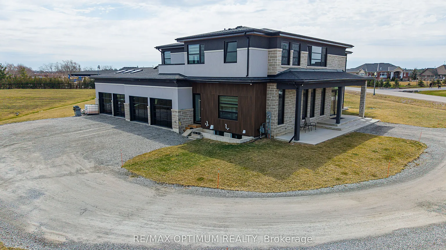 3 Alexander Blvd photo 1