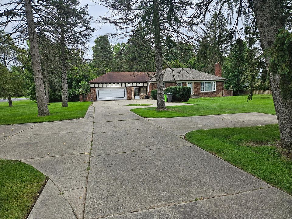 1st image of 38822 Moravian Dr