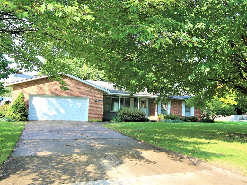 1st image of 2423 Floral Dr