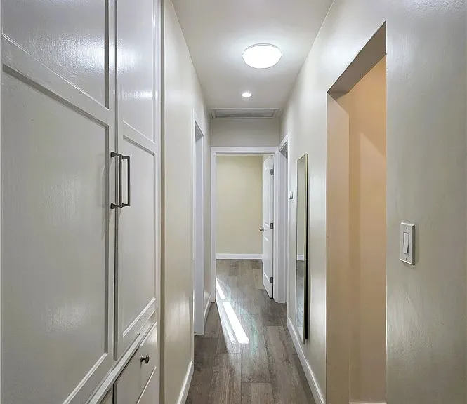 2431 N Lamer St — Photo 9