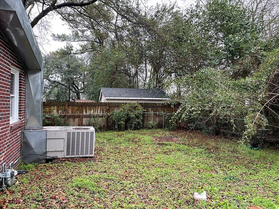 1st image of 2635 Lilac Ave