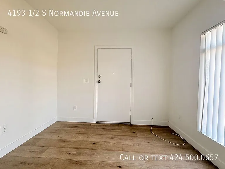 4193 1/2 S Normandie Ave — Photo 13