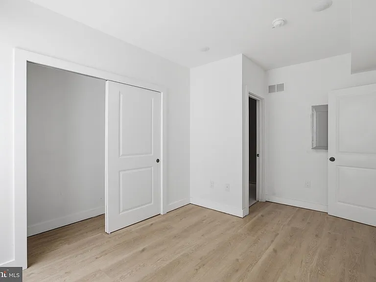 613 N Brooklyn St #3 — Photo 5