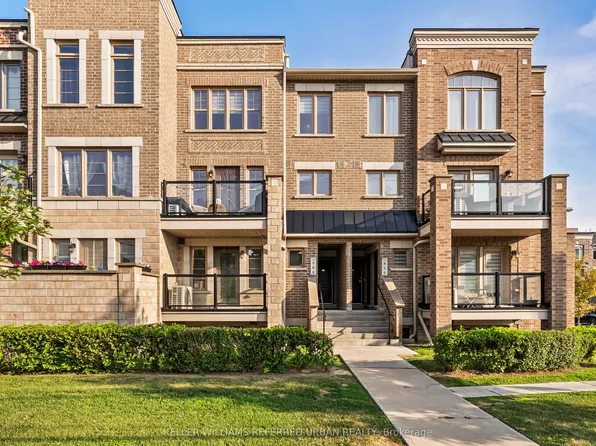 2335 Sheppard Ave W #14, Toronto, ON M9M 0E9