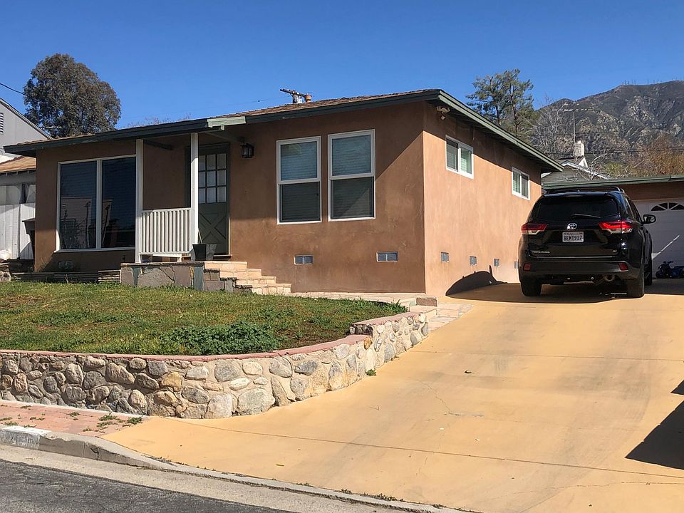 2nd image of 3745 2nd Ave