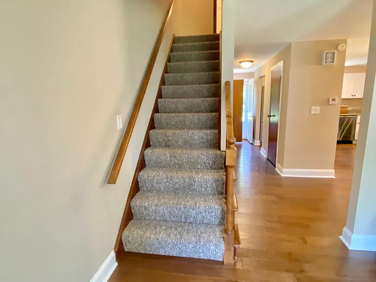 435 Baker Dr #B — Photo 8
