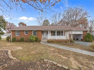 1526 Rogers Rd, Graham, NC 27253