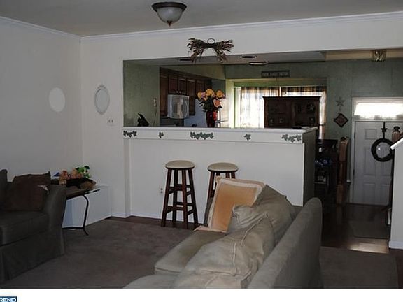 5th image of 513 Corsica Ave
