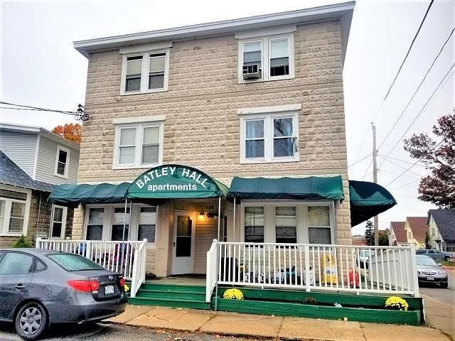 1st image of 130 Jackson St #1