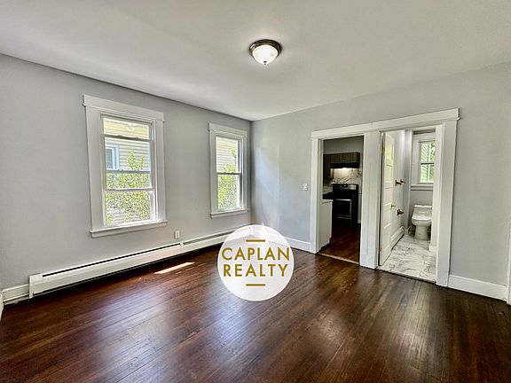3rd image of 48 Pardee Pl #B