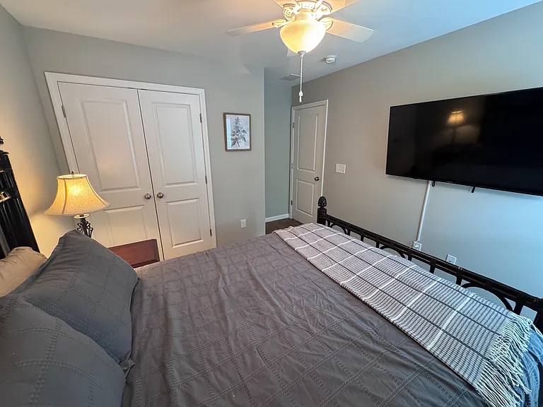 1666 Sparkleberry Ln — Photo 31
