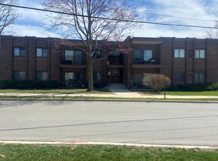 105 S Arlington Ave APT 104, Elmhurst, IL