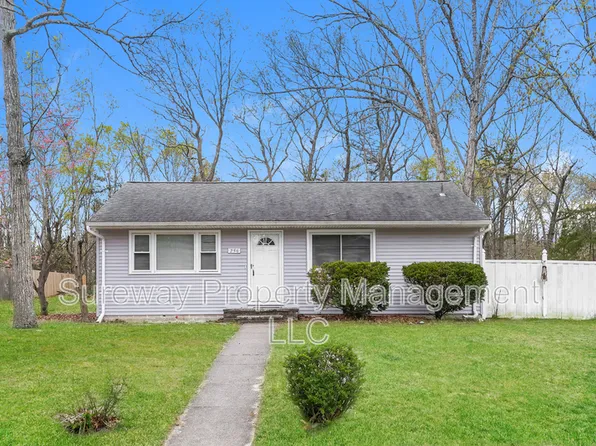 256 Father Keis Dr, Egg Harbor, NJ 08215