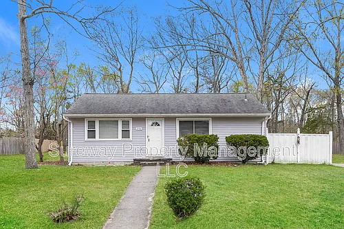 256 Father Keis Dr Photo 1