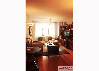 Rented by Warburg