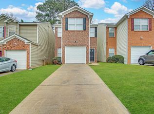 5072 Windsor Forrest Ln, College Park, GA