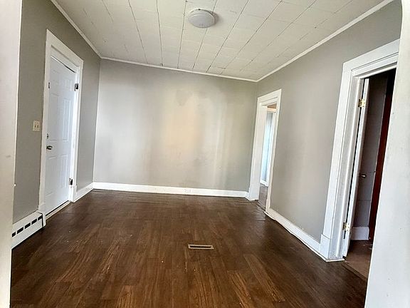 2nd image of 171 Spring St