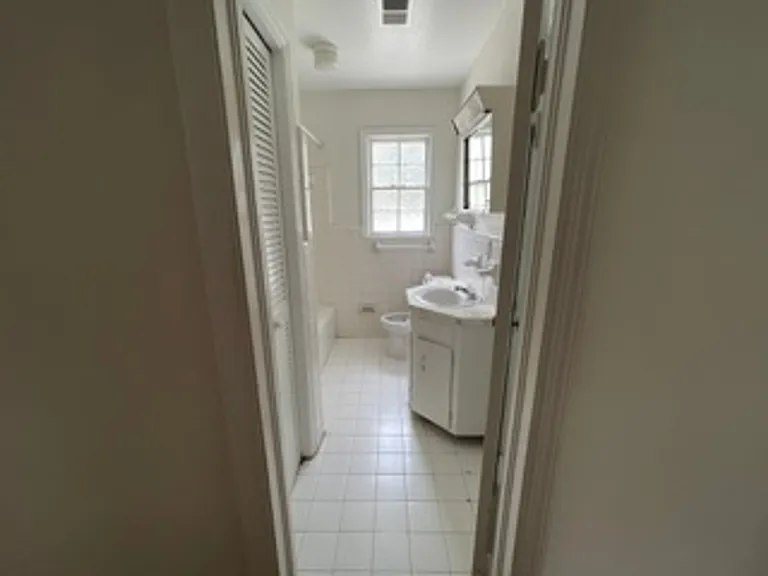 1509 Harbor View Rd #B — Photo 11