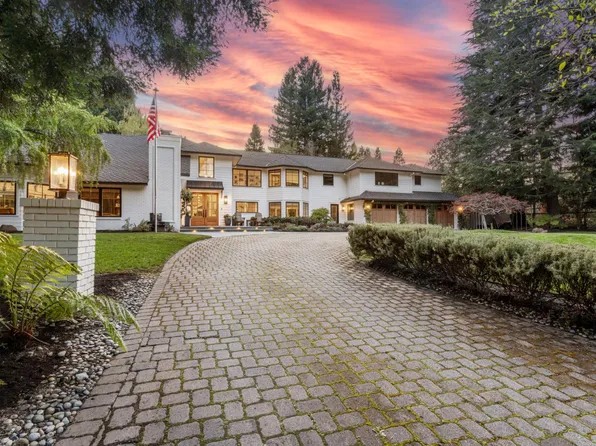 11991 Murietta Ln, Los Altos Hills, CA 94022