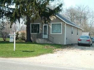 26212 W Rollins Rd, Ingleside, IL 60041