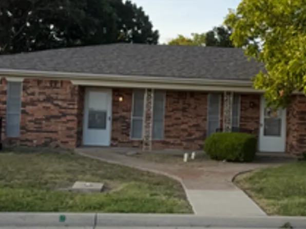3302 Stanford St #B, Greenville, TX 75401