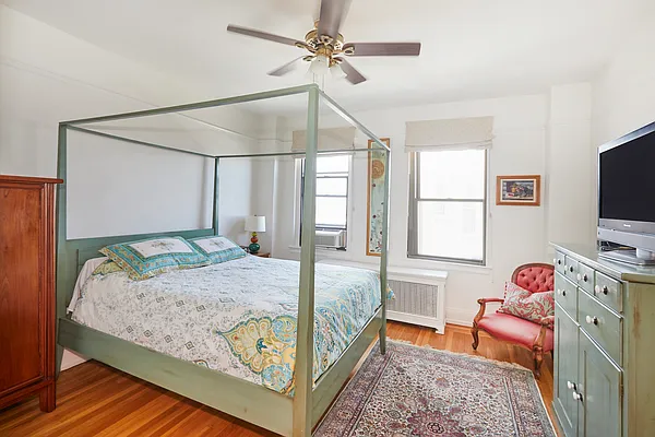 Sold by Brown Harris Stevens | media 26