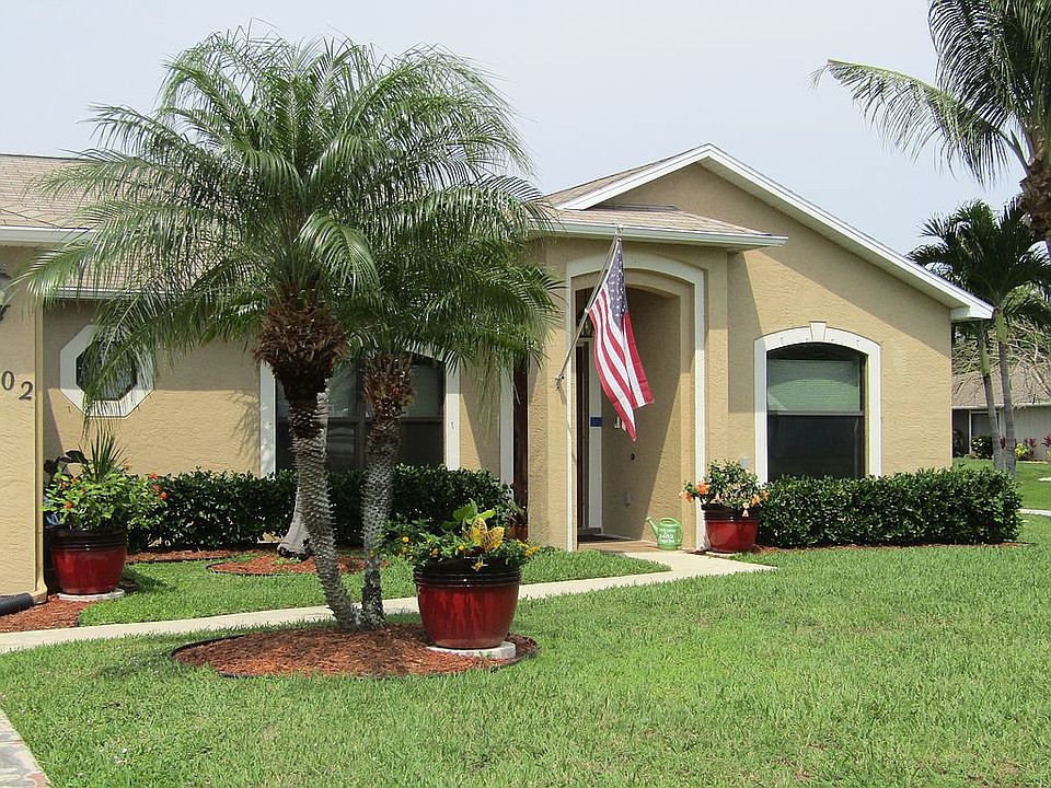 1st image of 2402 SE Snapper St