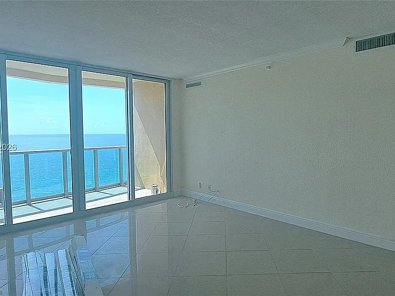2501 S Ocean Dr #Penthouse 23 — Photo 8