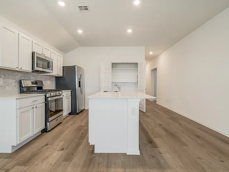 11901 NW 100th St — Photo 14
