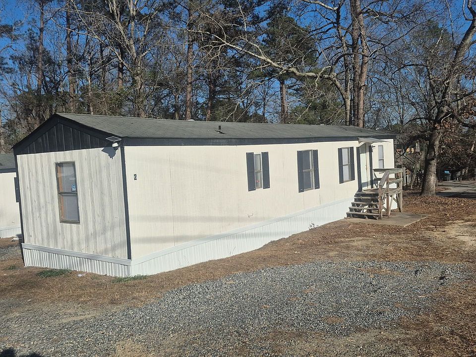 1st image of 227 Lee St SE #2