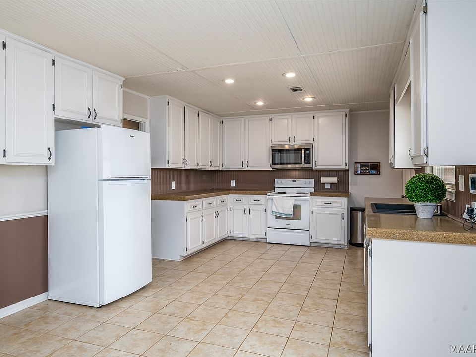 16th image of 11286 Old Pike Rd