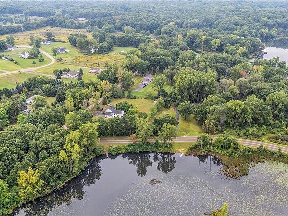 5th image of 3100 Fry Rd
