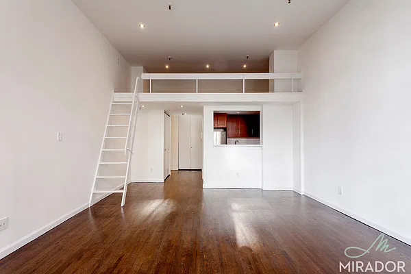 Rented by Mirador Real Estate | media 30