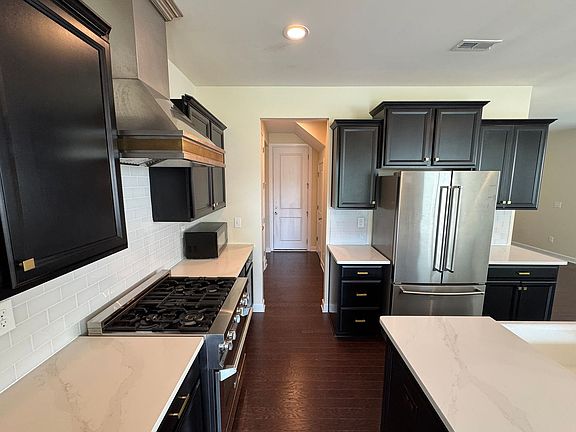 5th image of 5722 Lachlan Hill Ln