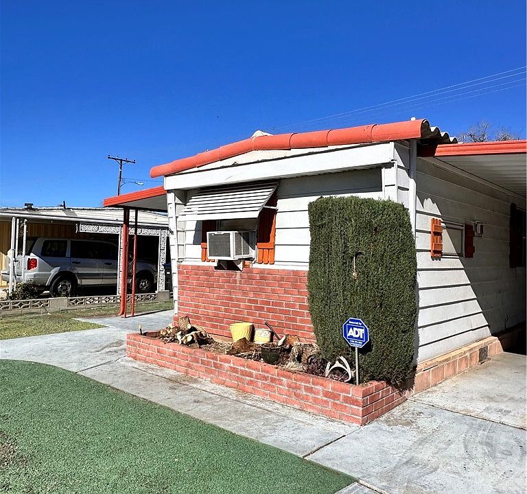 1st image of 830 San Luis Dr #123