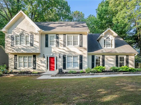 5665 Fairwood Dr NW, Acworth, GA 30101