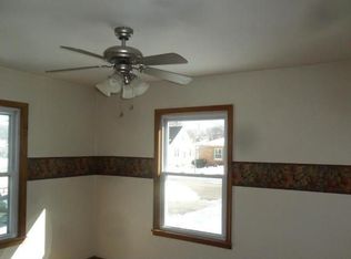 7832 23rd Ave, Kenosha, WI 53143