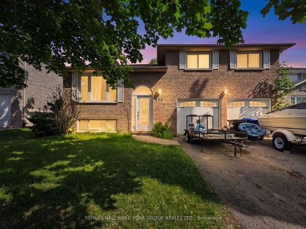 134 Crown Cres, Bradford West Gwillimbury, ON L3Z 2L5