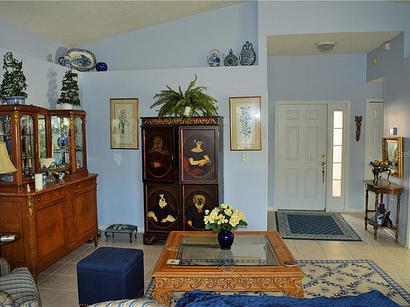 2nd image of 10237 Buncombe Way