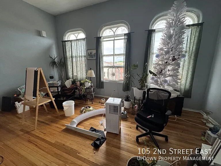 105 2nd St E — Photo 6